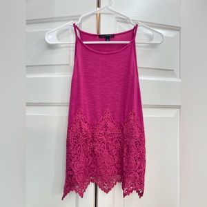 Signature Studio Lace Pink Halter Top - Size Small